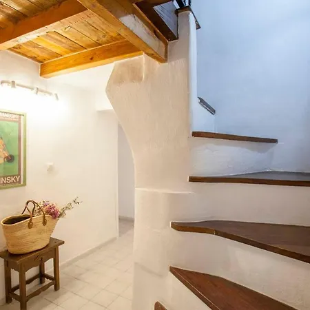 La Casa De Alicia